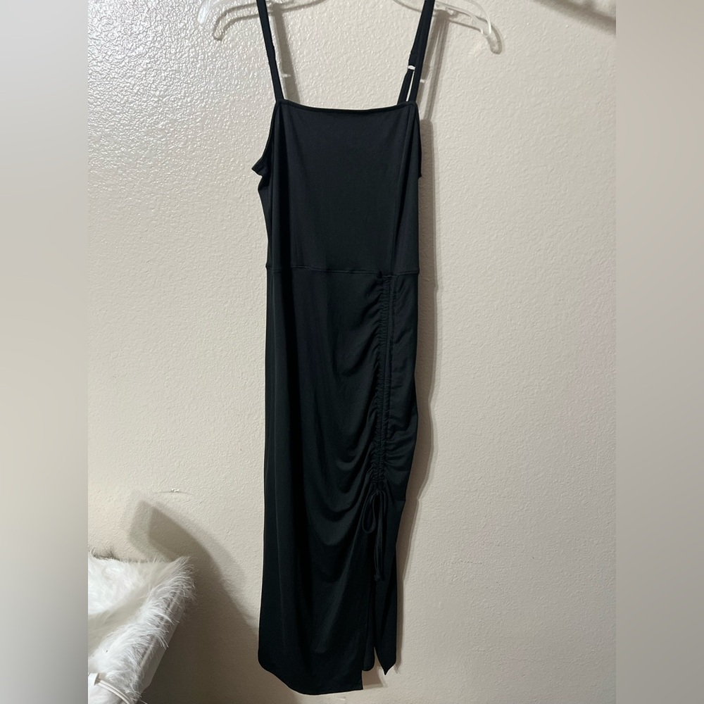 Ladies Hollister dress NWT SZ-MED